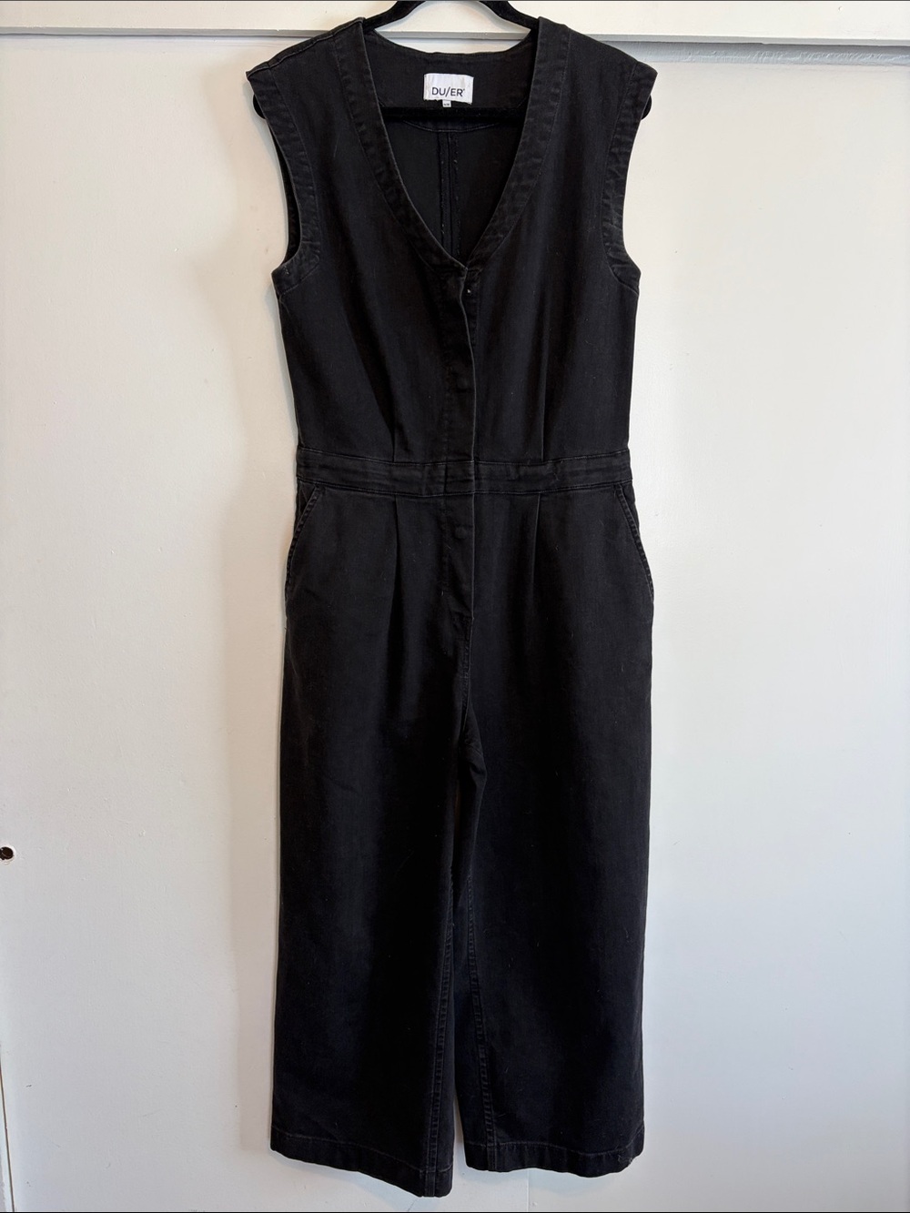 DU/ER Black Sleeveless V-Neck Jumpsuit Medium